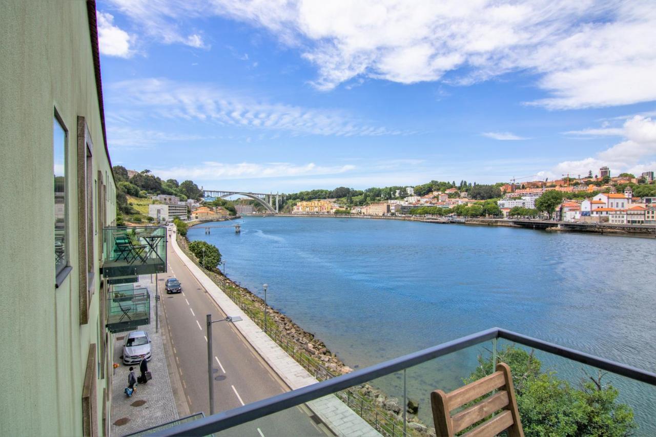 Douro Triplex - Destilaria Residence By Porto City Hosts ヴィラ・ノヴァ・デ・ガイア エクステリア 写真